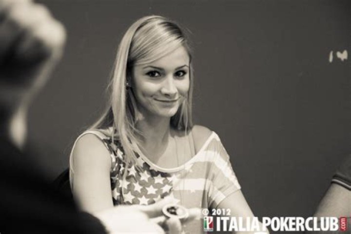 Krisztina Polgar