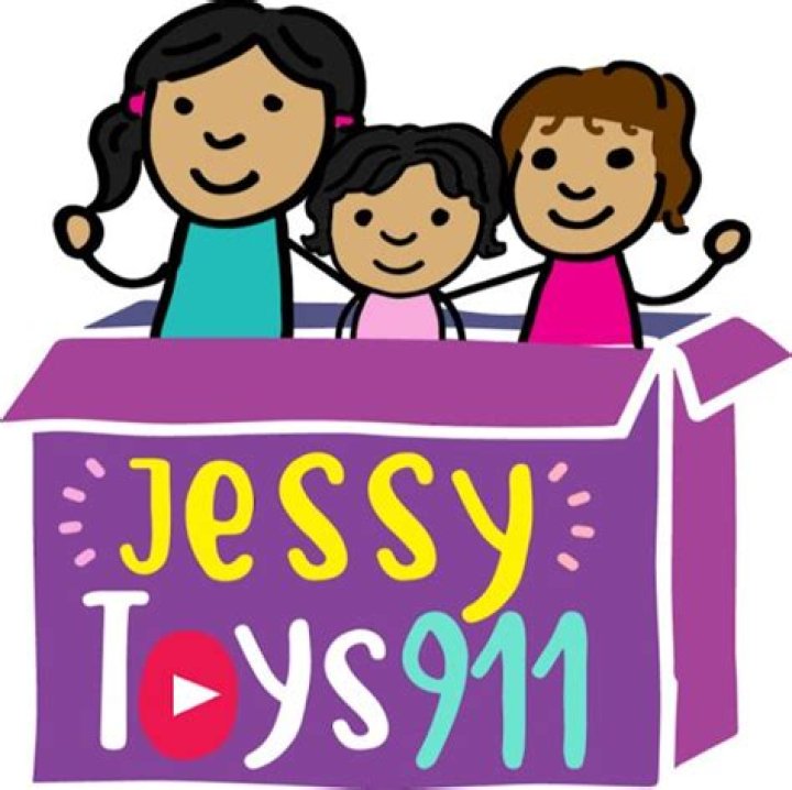 Lana JessyToys911