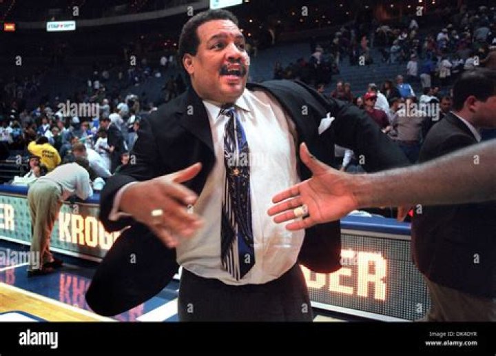Larry Finch