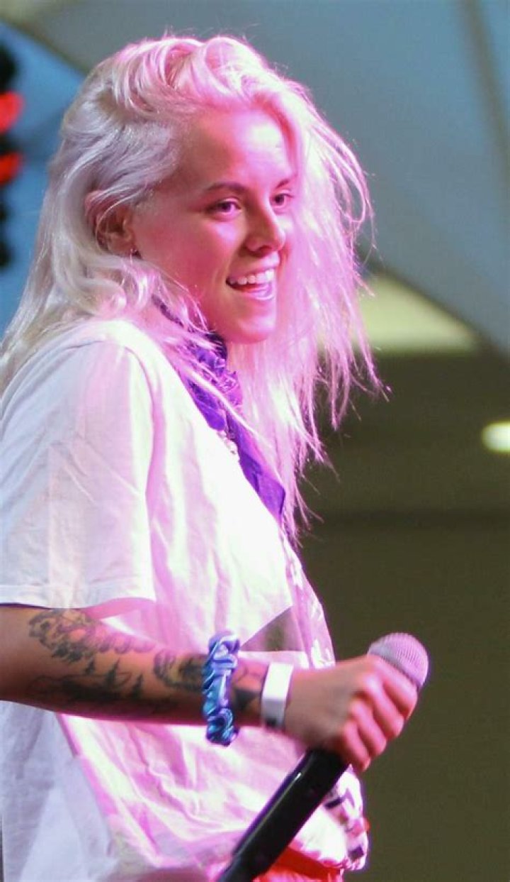 Lauren Sanderson