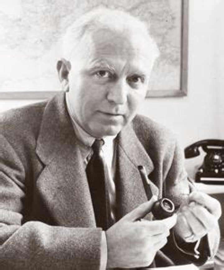 Leland Stowe