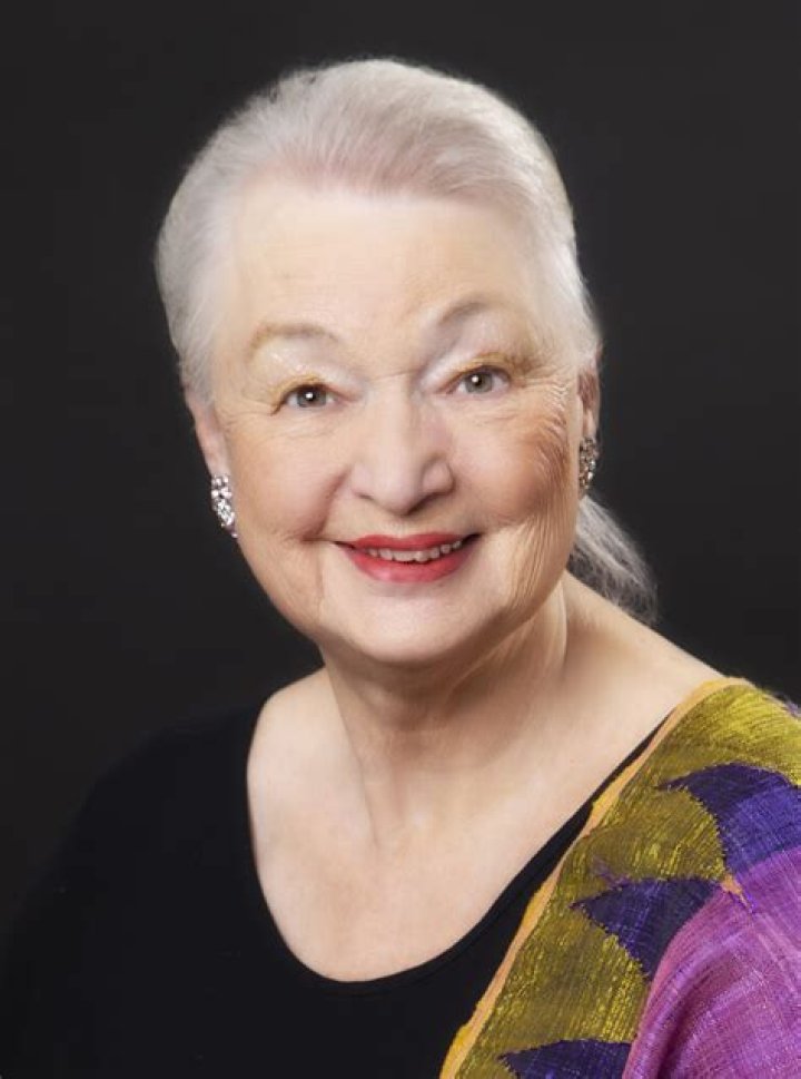 Luana DeVol