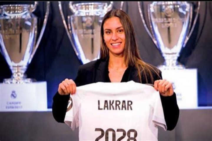 Ma&euml;lle Lakrar
