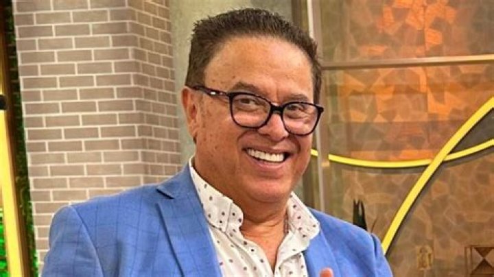 Mario Bezares