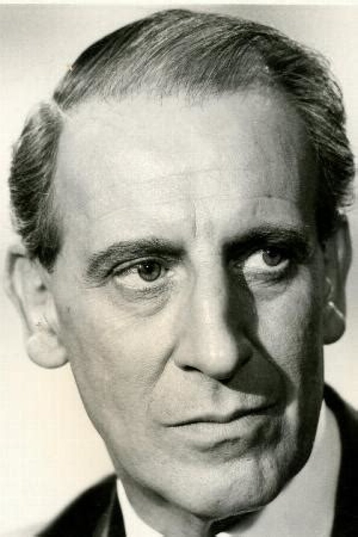 Max Adrian