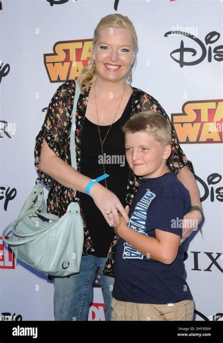 Melissa Peterman Children Son Riley David Brady | Wikipedia And Age