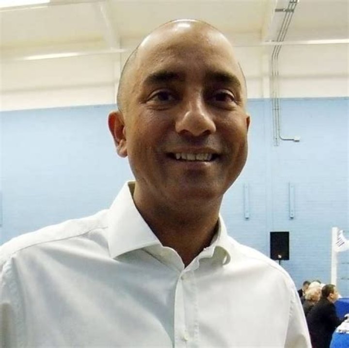 Mik Basi