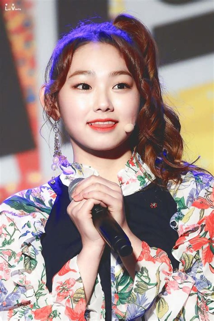 Mi-na Kang