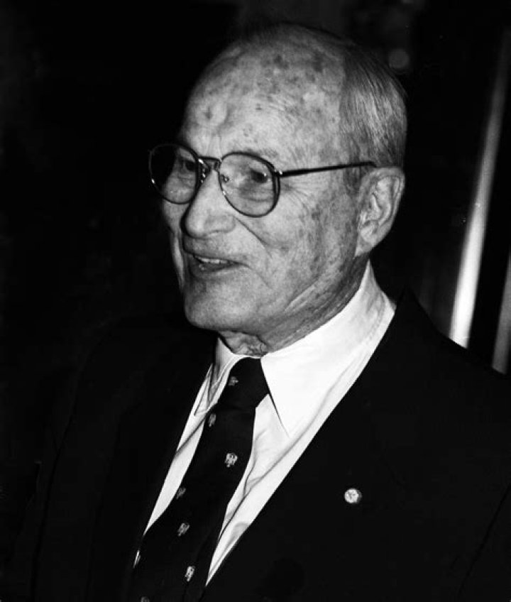 Mitchell Hastings