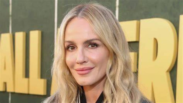 Monet Mazur