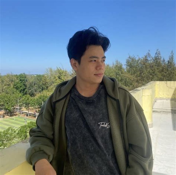 Nguyễn Minh T&ugrave;ng