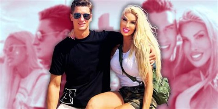 Nikki And Justin