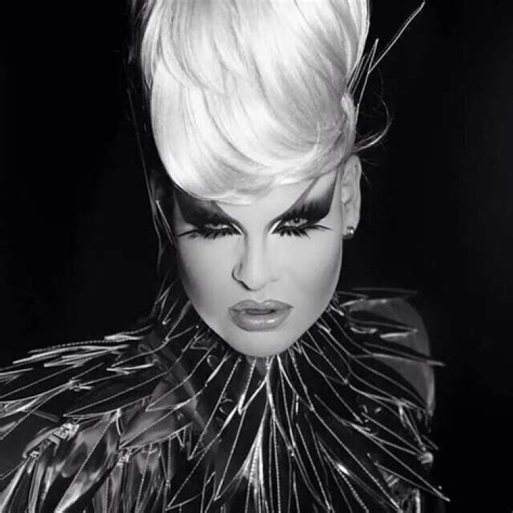 Nina Flowers