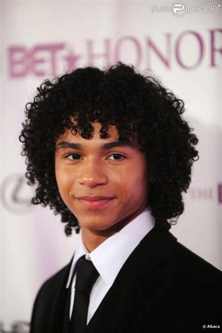 Noah Gray Cabey