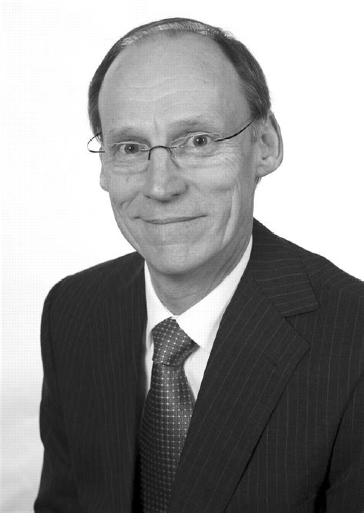 Peter Fricker