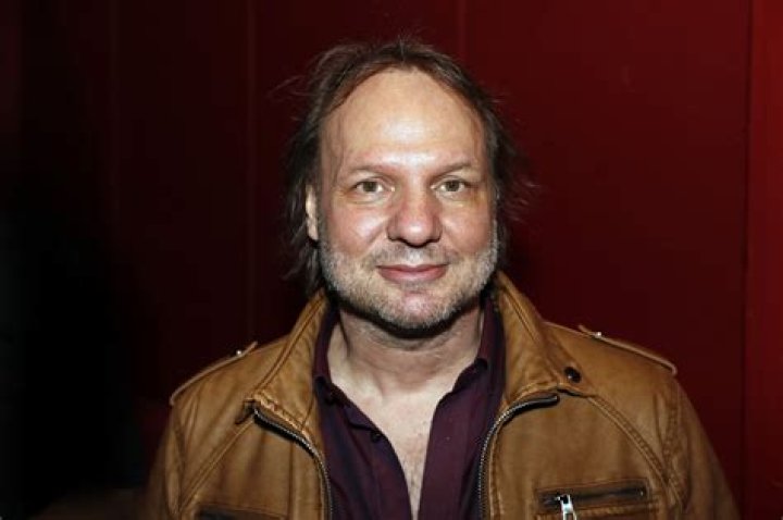 Rob Stenders