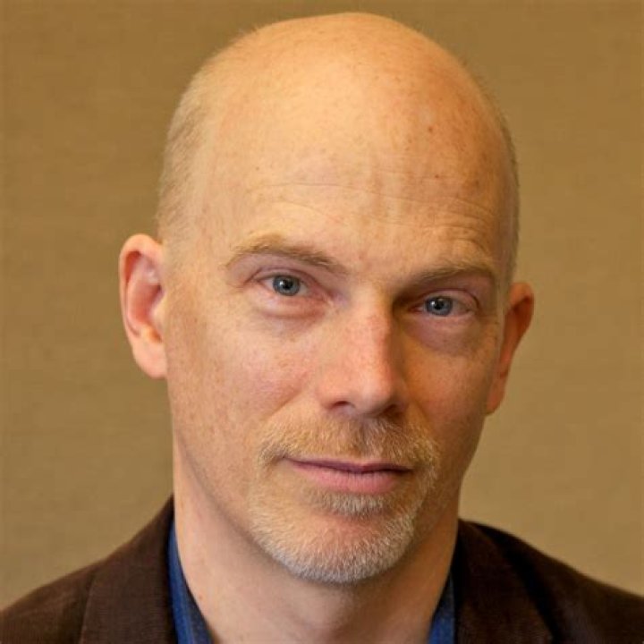 Robert F. Worth