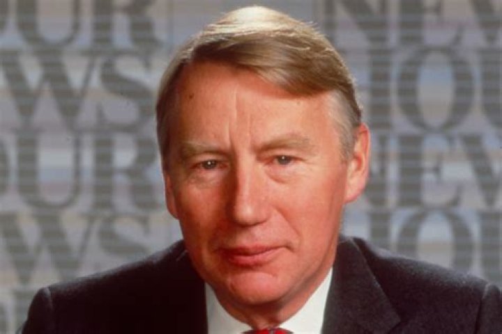 Robert MacNeil