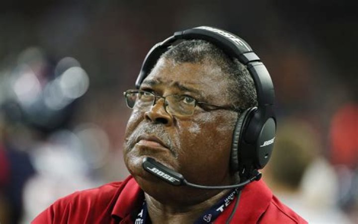 Romeo Crennel