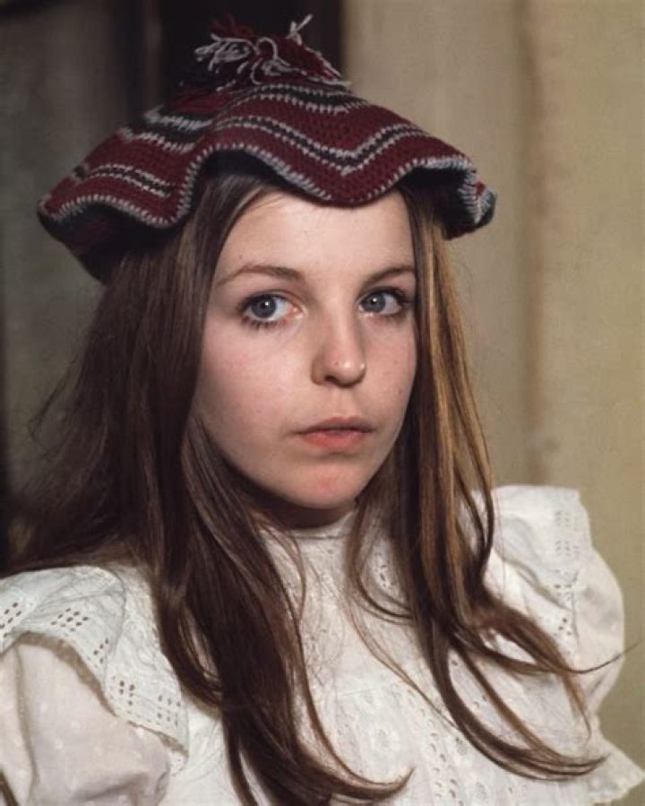 Sally Thomsett