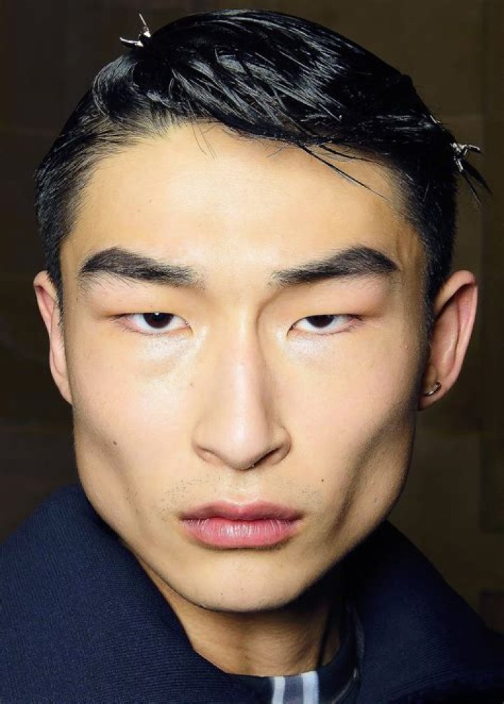Sang Woo Kim