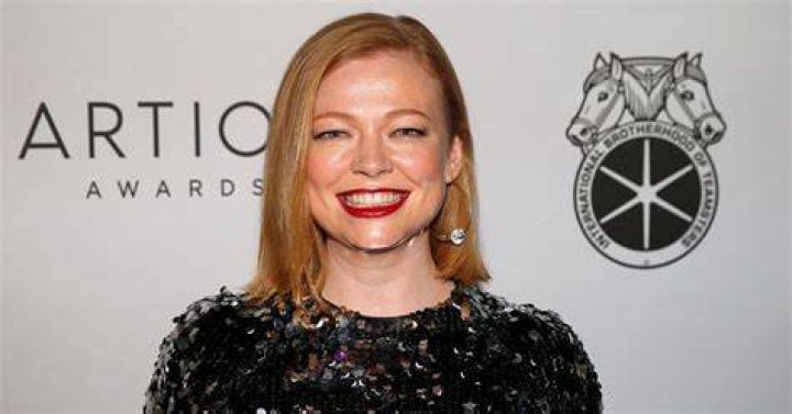 Sarah Hoffmeister | Bio, Age, Net Worth, Relationship, Career