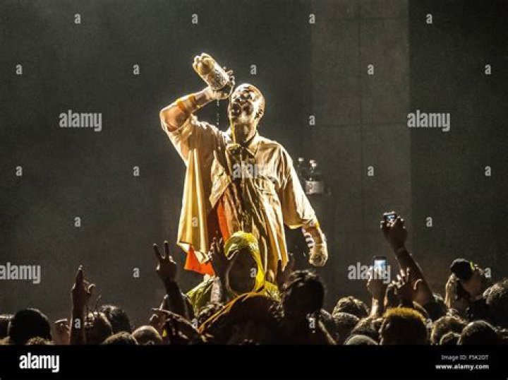 Shaggy 2 Dope
