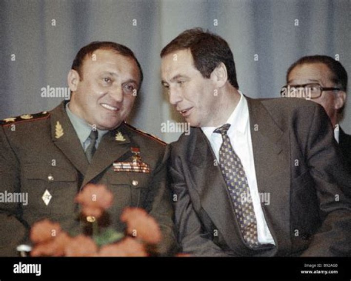 Shamil Tarpishchev