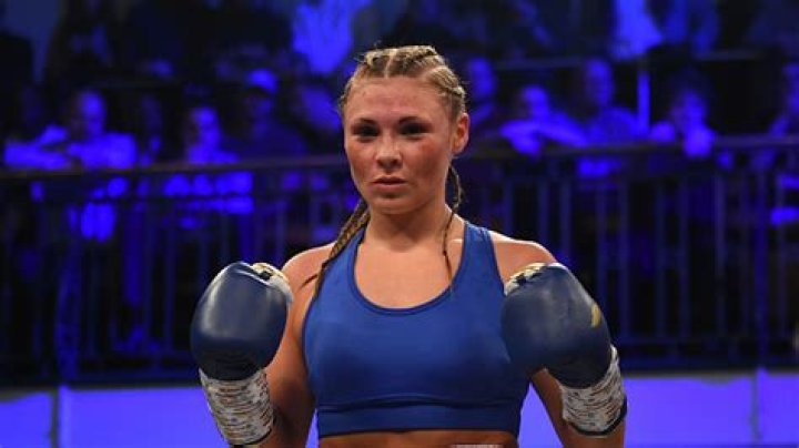 Shannon Courtenay
