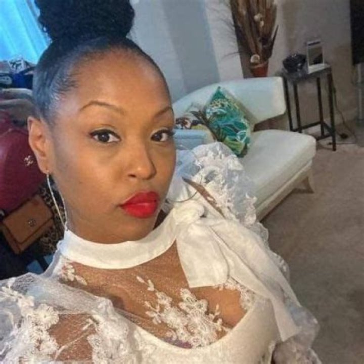 Singer Latoya Acree