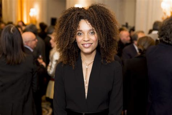 St&eacute;fi Celma