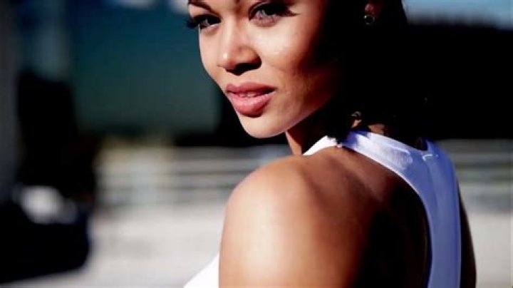 Tay Ione