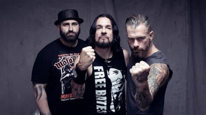 Tommy Victor