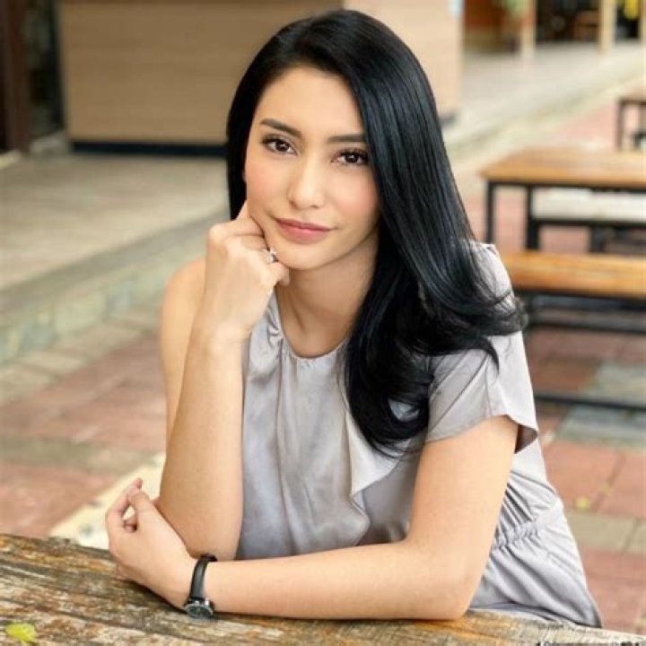 Tyas Mirasih