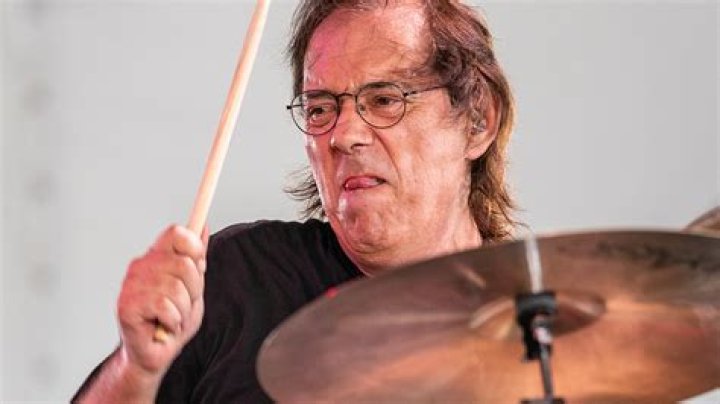 Vinnie Colaiuta
