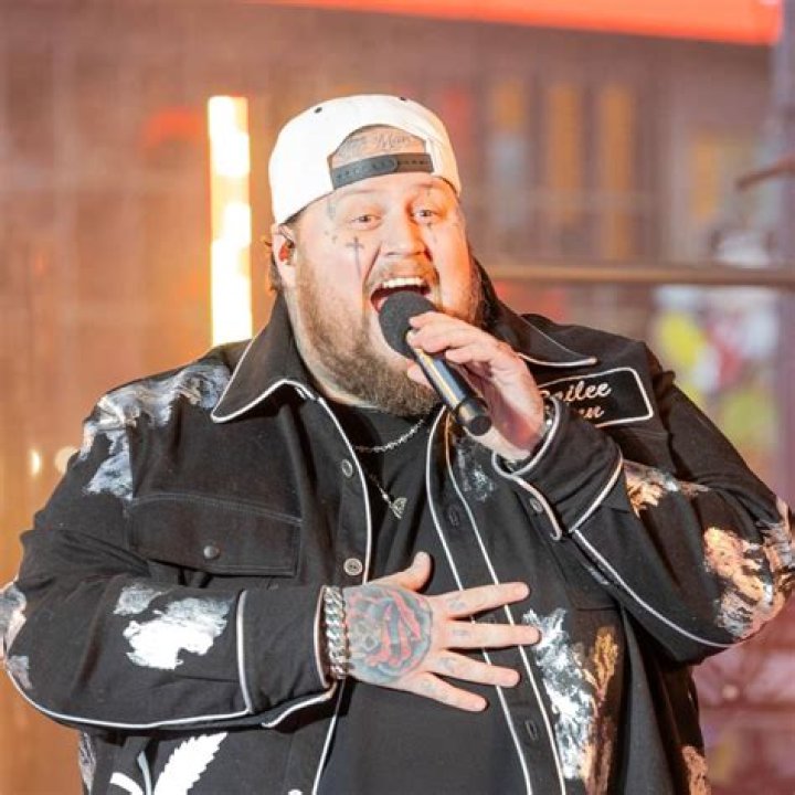 Who is Jelly Roll's Wife