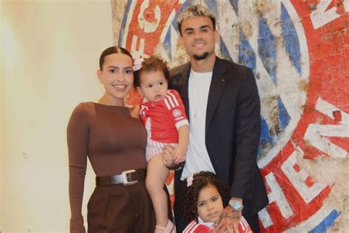 Who Is Luis Díaz Wife Gera Ponce | Daughter And Family