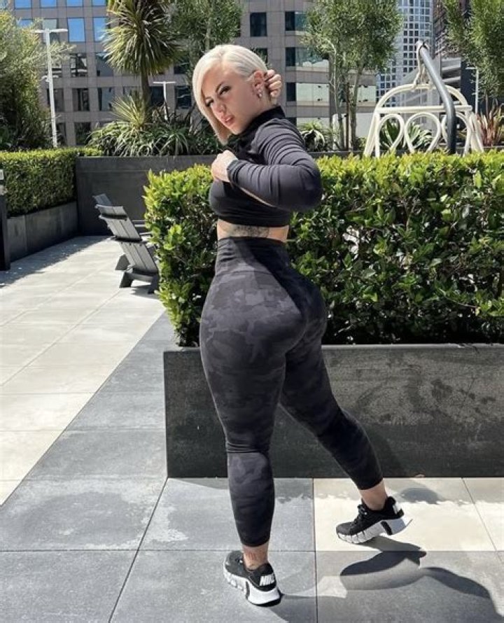 Woahkenzy