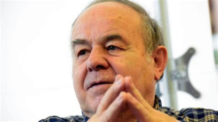 Wolfgang Behrendt