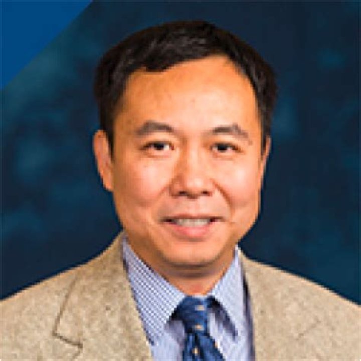 Yi Li