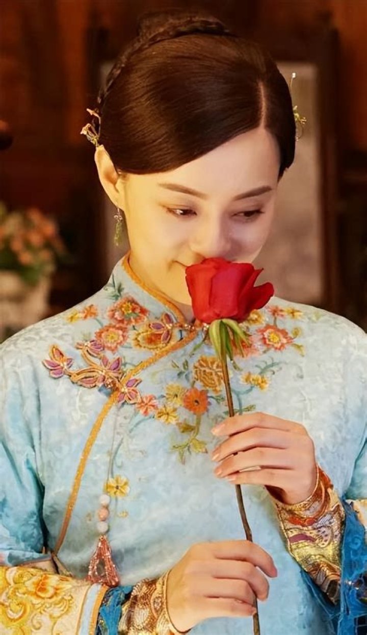 Zhou Ying